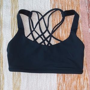 Lululemon Free To Be Bra: size 2